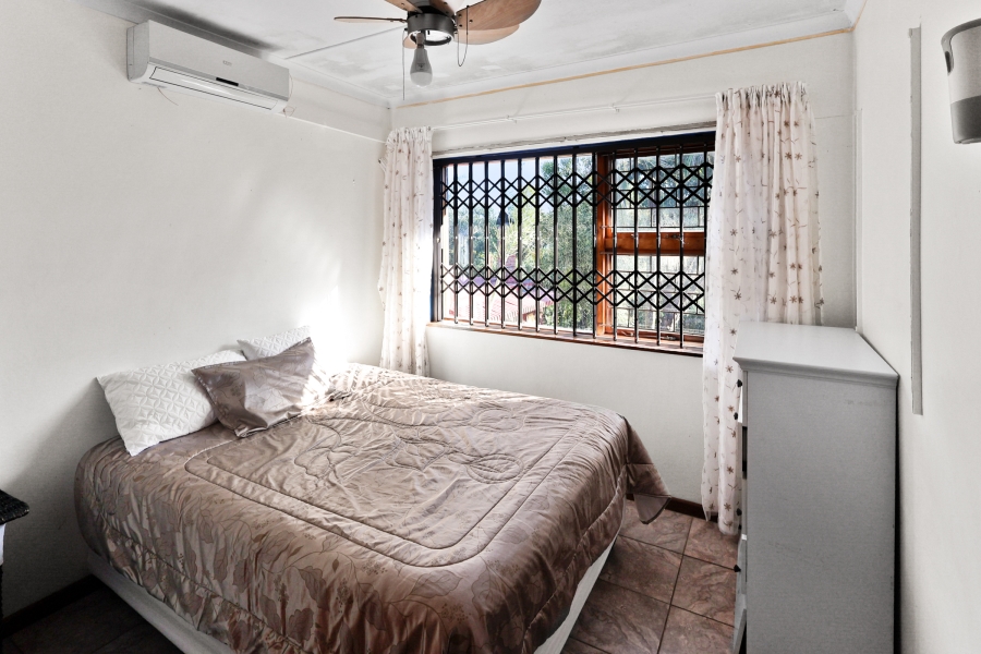 To Let 4 Bedroom Property for Rent in Beacon Bay Eastern Cape